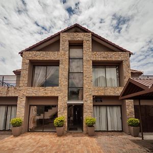 Silverton Travel Lodge